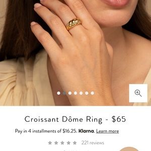 Mejuri Croissant Dôme Ring